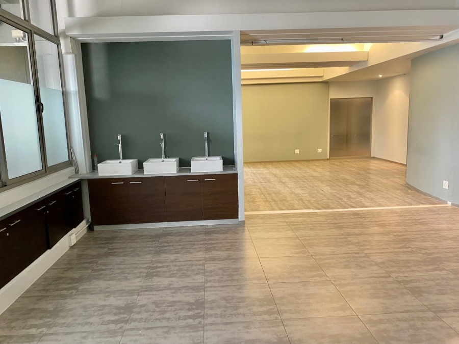 To Let Commercial Property for Rent in Salt River Western Cape